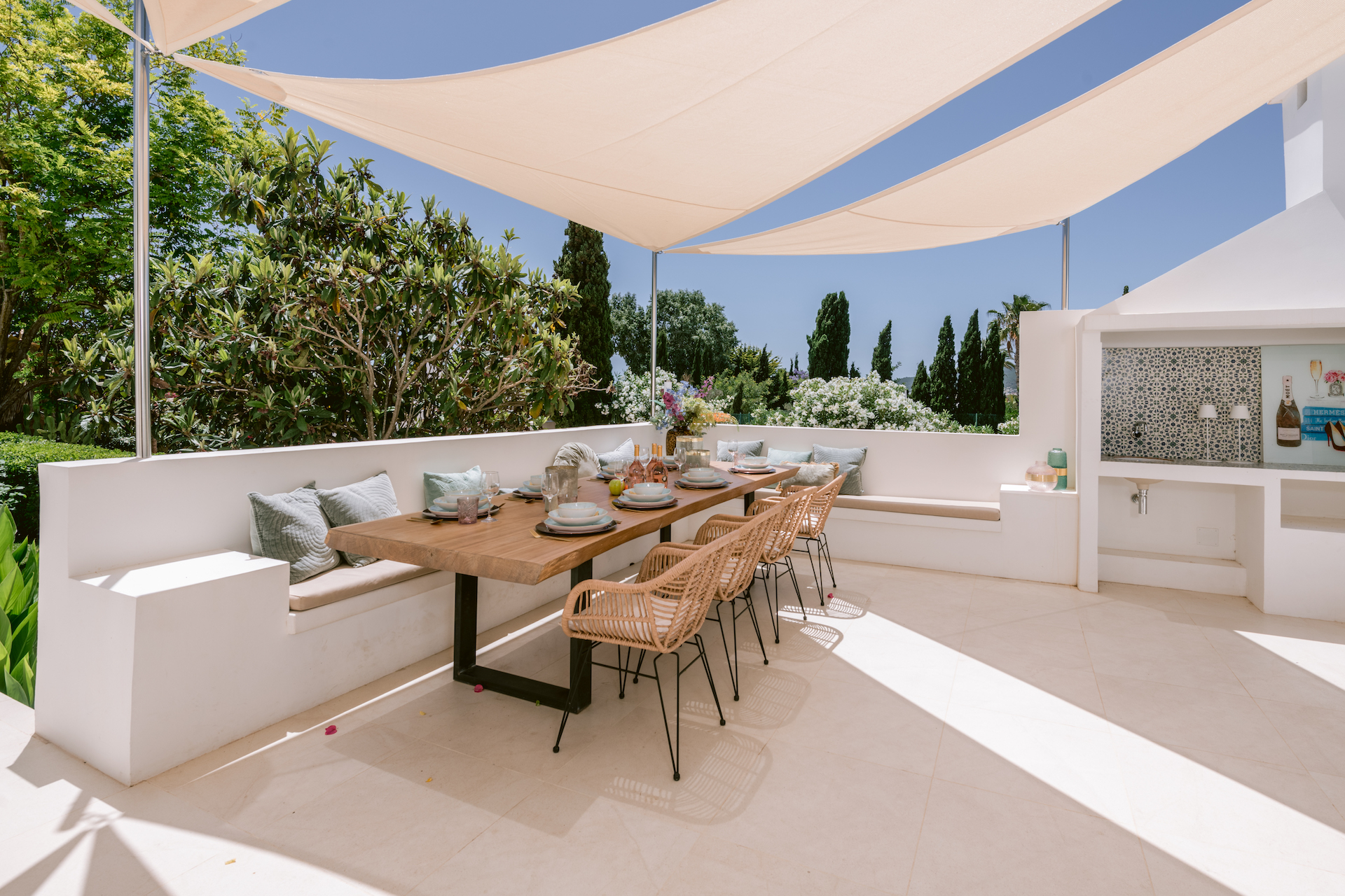 Resa Estates Ibiza te koop for sale huis villa Jesus  bbq.jpg